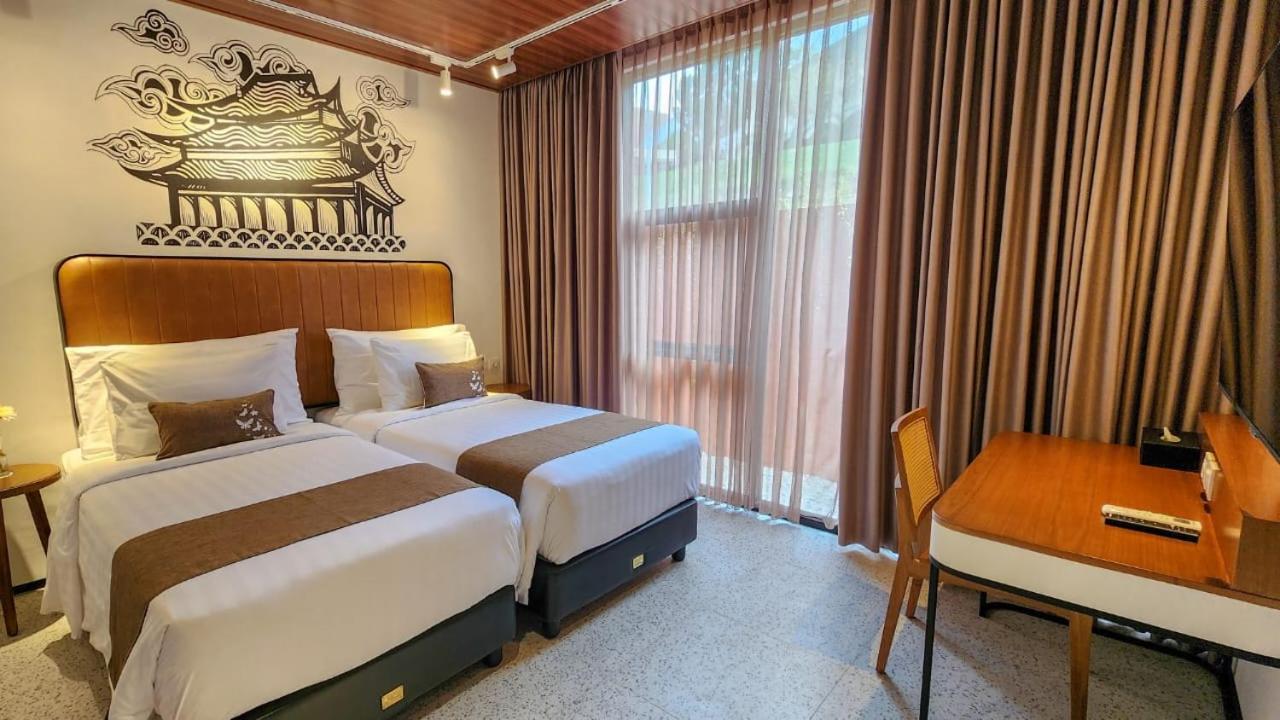 Patra Semarang Hotel & Convention Exterior foto