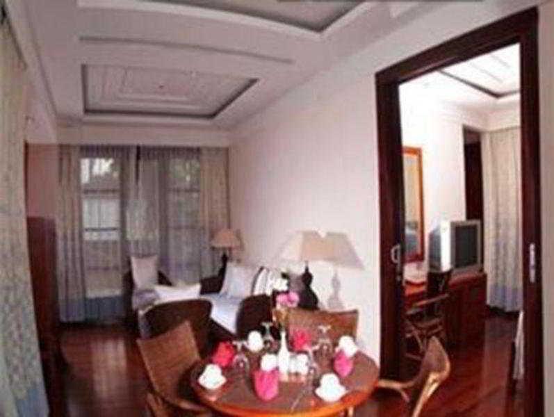 Patra Semarang Hotel & Convention Exterior foto
